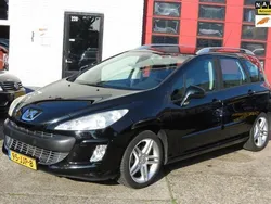 Zwart, metallic lak Gebruikt 2009 Peugeot 308 Stationwagen | € 1.745 (Eerlijke prijs)