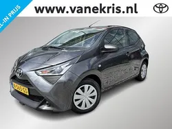 Grijs Gebruikt 2021 Toyota Aygo Hatchback | € 10.449 (Eerlijke prijs)
