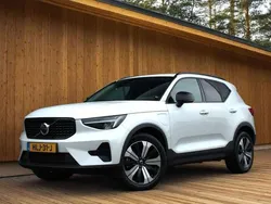 Wit Gebruikt 2022 Volvo XC40 Plus SUV | € 39.900 (Eerlijke prijs)