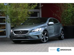 Grijs Gebruikt 2020 Volvo V40 R-Design Stationwagen | € 22.900 (Eerlijke prijs)