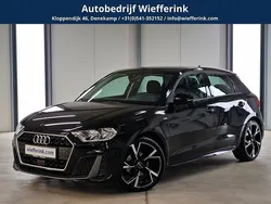 Zwart Gebruikt 2023 Audi A1 Sportback S-Line Hatchback | € 27.950 (Eerlijke prijs)