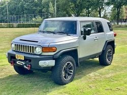 Zilver Gebruikt 2007 Toyota FJ Cruiser SUV | € 18.500