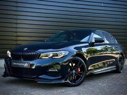 Zwart Gebruikt 2022 BMW 330 M Performance Sedan | € 38.950 (Eerlijke prijs)
