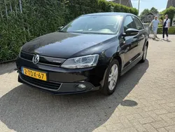 Zwart Gebruikt 2013 VW Jetta Sedan | € 3.999 (Super prijs)