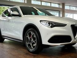 Wit Gebruikt 2017 Alfa Romeo Stelvio Super SUV | € 27.950 (Eerlijke prijs)