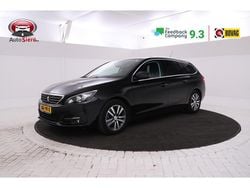 Zwart, metallic lak Gebruikt 2020 Peugeot 308 Allure Stationwagen | € 15.995 (Iets duurder)