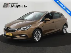 Bruin Gebruikt 2016 Opel Astra Innovation Hatchback | € 9.950 (Goede deal)