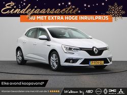 Wit Gebruikt 2016 Renault Mégane IV Life Hatchback | € 8.945 (Iets duurder)