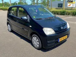 Zwart Gebruikt 2006 Daihatsu Cuore Hatchback | € 1.999 (Eerlijke prijs)