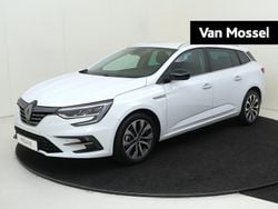 Wit Gebruikt 2025 Renault Mégane GrandTour Techno Stationwagen | € 33.935 (Duur)