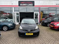 Zwart Gebruikt 2006 Toyota Aygo Sport Hatchback | € 2.950 (Iets duurder)