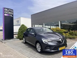 Hatchback Gebruikt 2020 Renault Clio V Zen Hatchback | € 10.950 (Eerlijke prijs)