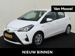 Wit Gebruikt 2020 Toyota Yaris Active Hatchback | € 15.740 (Eerlijke prijs)