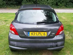 Zwart Gebruikt 2010 Peugeot 207 Hatchback | € 2.700 (Goede deal)