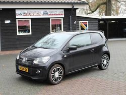 Zwart Gebruikt 2013 VW up! high up! Hatchback | € 6.899 (Iets duurder)