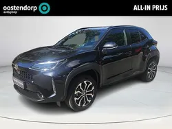 Zwart Gebruikt 2024 Toyota Yaris Cross Edition SUV | € 29.949 (Eerlijke prijs)