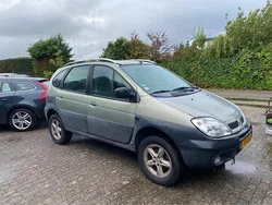 Bruin Gebruikt 2001 Renault Scénic MPV | € 899 (Iets duurder)