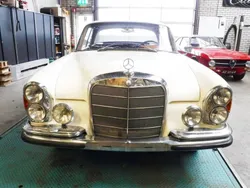 Witwhite Gebruikt 1966 Mercedes 300 SE Coupé | € 58.500