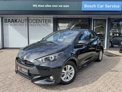 Zwart Gebruikt 2023 Mazda 2 Center-Line Hatchback | € 21.950 (Goede deal)