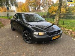 Zwart Gebruikt 2001 Volvo S60 Sedan | € 1.499 (Iets duurder)