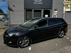 Zwart Gebruikt 2011 Ford Focus Stationwagen | € 5.950 (Eerlijke prijs)