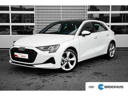 Wit Gebruikt 2025 Audi A3 Advanced | € 39.800