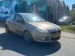 Bruin Gebruikt 2007 Fiat Bravo Hatchback | € 1.450 (Goede deal)