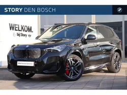 Zwart Gebruikt 2025 BMW iX1 M Sport SUV | € 49.950 (Eerlijke prijs)