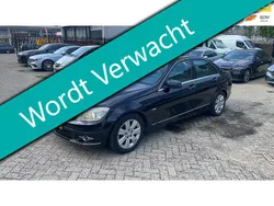 Zwart Gebruikt 2010 Mercedes C180 Avantgarde Sedan | € 7.995 (Eerlijke prijs)