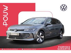 Grijs Gebruikt 2025 VW Passat Business Stationwagen | € 46.450 (Duur)