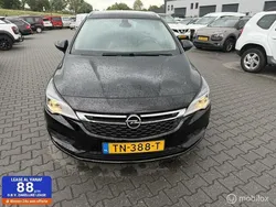 Zwart Gebruikt 2018 Opel Astra Business Stationwagen | € 5.999 (Goede deal)