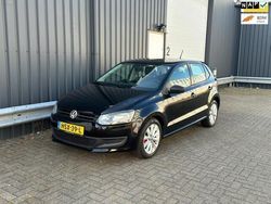 Zwart Gebruikt 2011 VW Polo Hatchback | € 5.699 (Eerlijke prijs)