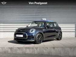 Enigmatic black Gebruikt 2022 Mini Cooper Classic Hatchback | € 21.900 (Eerlijke prijs)