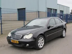 Zwart Gebruikt 2004 Mercedes C240 Elegance Sedan | € 5.750