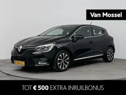 Zwart Gebruikt 2021 Renault Clio V Intens Hatchback | € 11.230 (Eerlijke prijs)