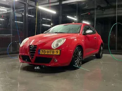 Rood Gebruikt 2009 Alfa Romeo MiTo Hatchback | € 5.000 (Eerlijke prijs)