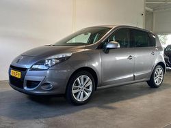 Grijs Gebruikt 2010 Renault Scénic III MPV | € 5.950 (Eerlijke prijs)
