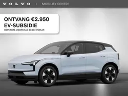 Blauw, metallic lak Nieuw 2024 Volvo EX30 Plus SUV | € 41.040