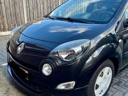 Zwart Gebruikt 2012 Renault Twingo Collection Hatchback | € 3.000 (Goede deal)