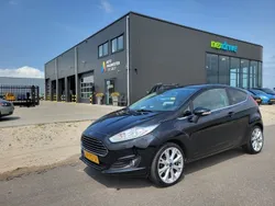 Zwart Gebruikt 2016 Ford Fiesta Titanium Hatchback | € 7.800 (Eerlijke prijs)