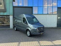 Grijs Gebruikt 2023 Mercedes Sprinter Van | € 56.750 (Duur)
