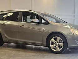 Grijs Gebruikt 2011 Opel Astra Cosmo Stationwagen | € 5.750 (Eerlijke prijs)