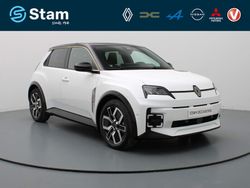 Wit, metallic lak Gebruikt 2024 Renault R5 Iconic Hatchback | € 29.490 (Eerlijke prijs)