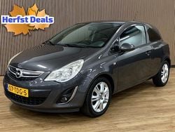 Grijs Gebruikt 2012 Opel Corsa Edition Hatchback | € 4.445 (Iets duurder)