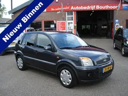 Grijs Gebruikt 2006 Ford Fusion Futura MPV | € 2.950 (Iets duurder)