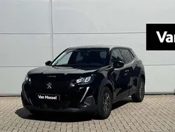 Zwart Gebruikt 2022 Peugeot 2008 Active SUV | € 17.940 (Goede deal)