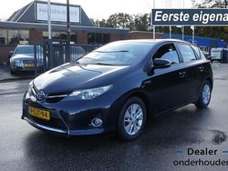 Grijs Gebruikt 2013 Toyota Auris Hatchback | € 9.750