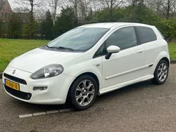 Wit Gebruikt 2014 Fiat Punto Lounge Hatchback | € 3.450 (Goede deal)