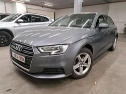 Grijs Gebruikt 2018 Audi A3 Sportback Premium Sedan | € 15.490 (Eerlijke prijs)