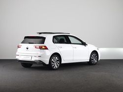 Wit Gebruikt 2022 VW Golf VIII Style Hatchback | € 26.949 (Goede deal)